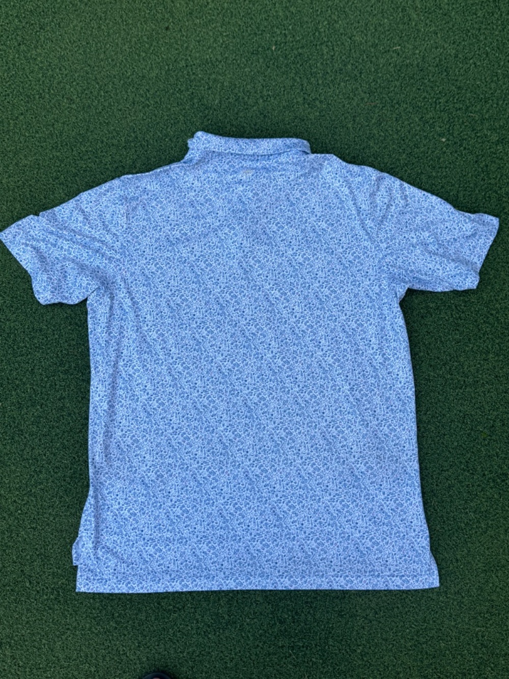Peter Millar Men's golf polo, with Country Club logo Men's Large - Picture 3 of 8